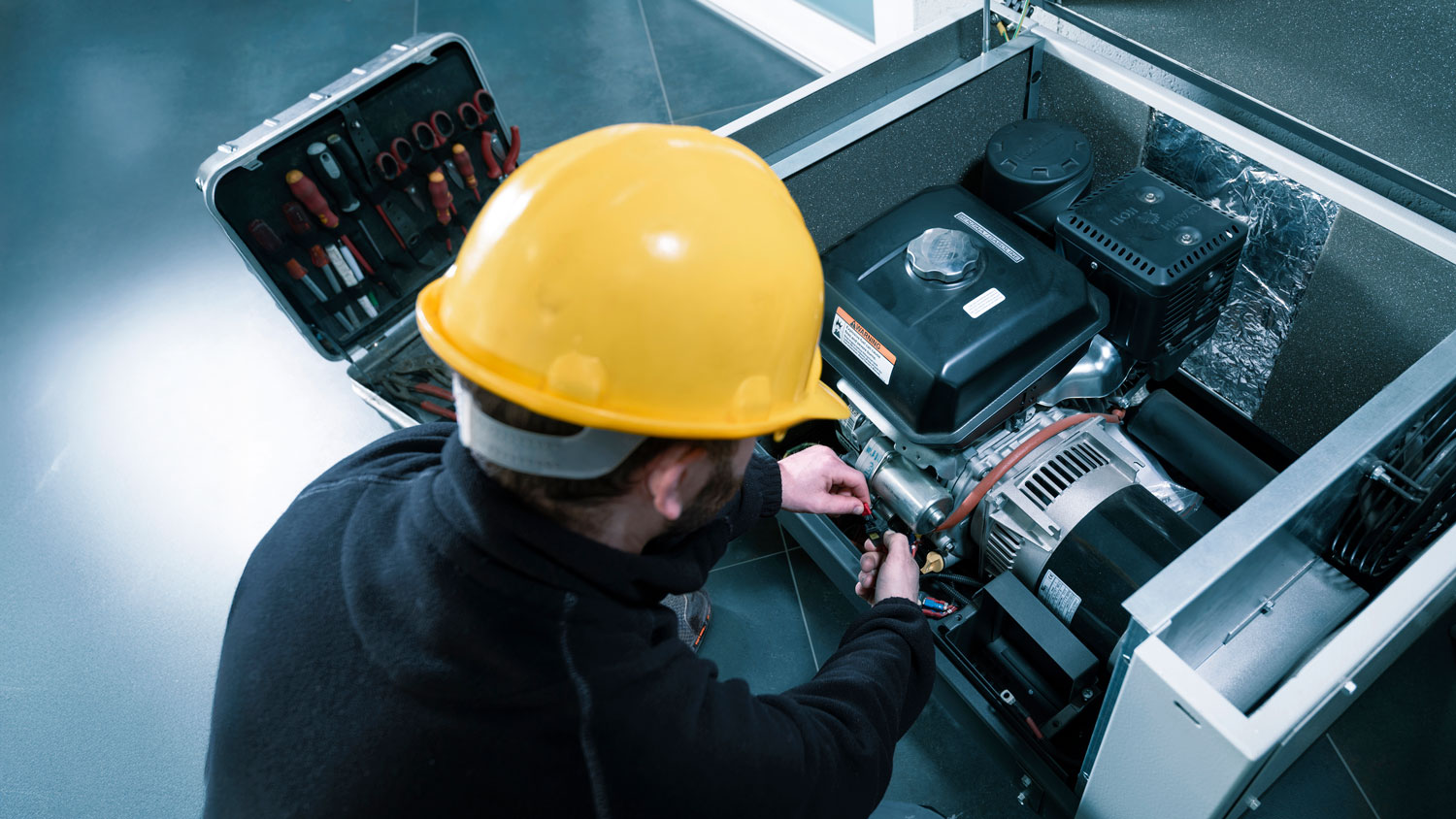 Dipendente RAME al lavoro su processo RAME certificato UNI EN ISO 9001